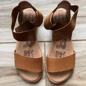 Good condition Sorel strappy sandals